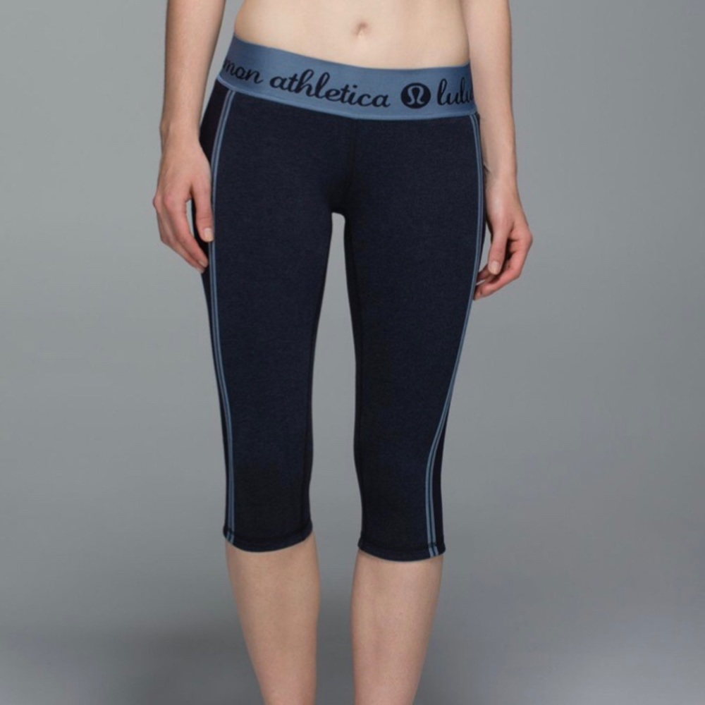 Lululemon Inner Essence Crop leggings 2